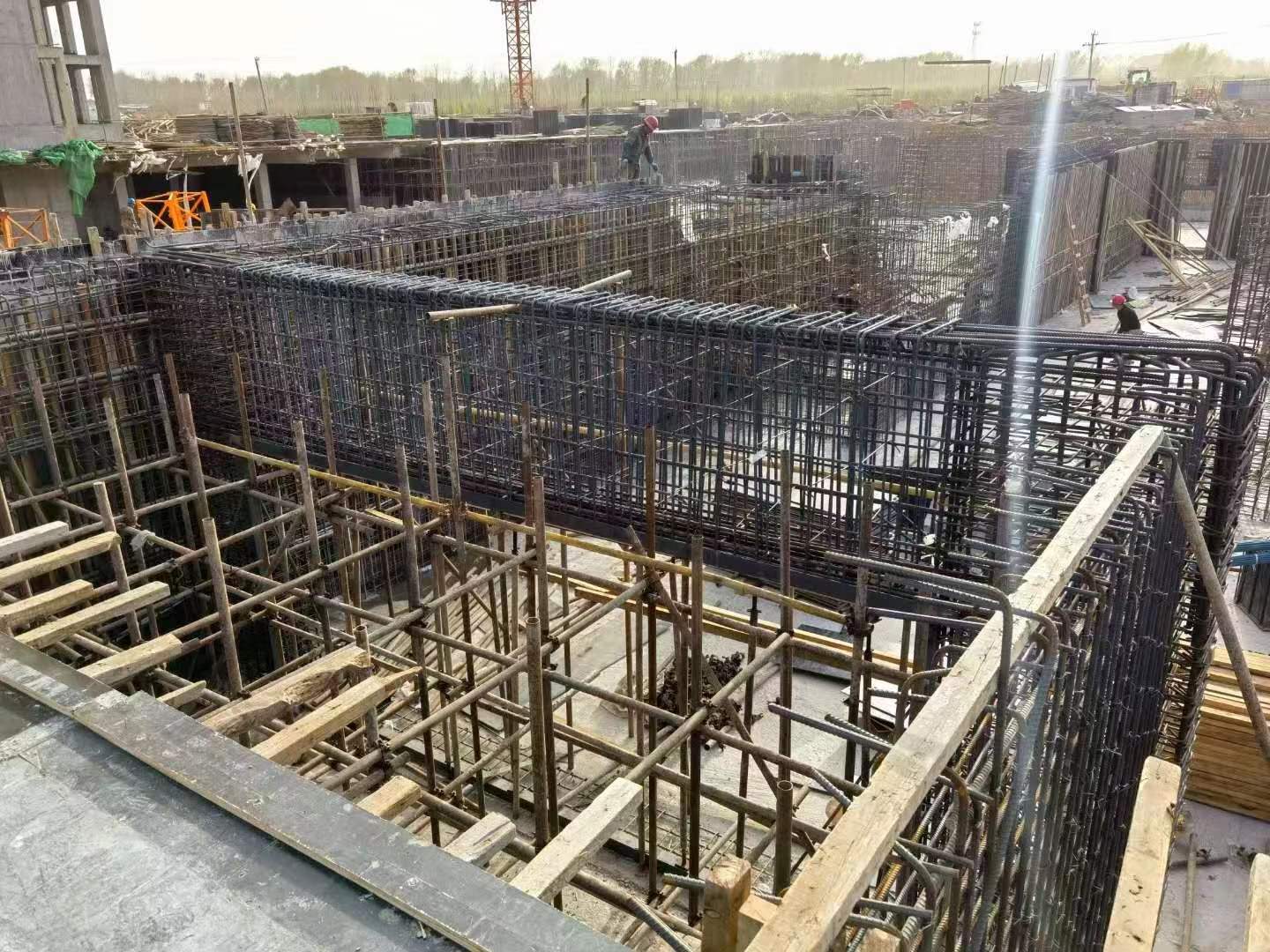 天津建筑基础筏板施工时混凝土有哪些常见问题?